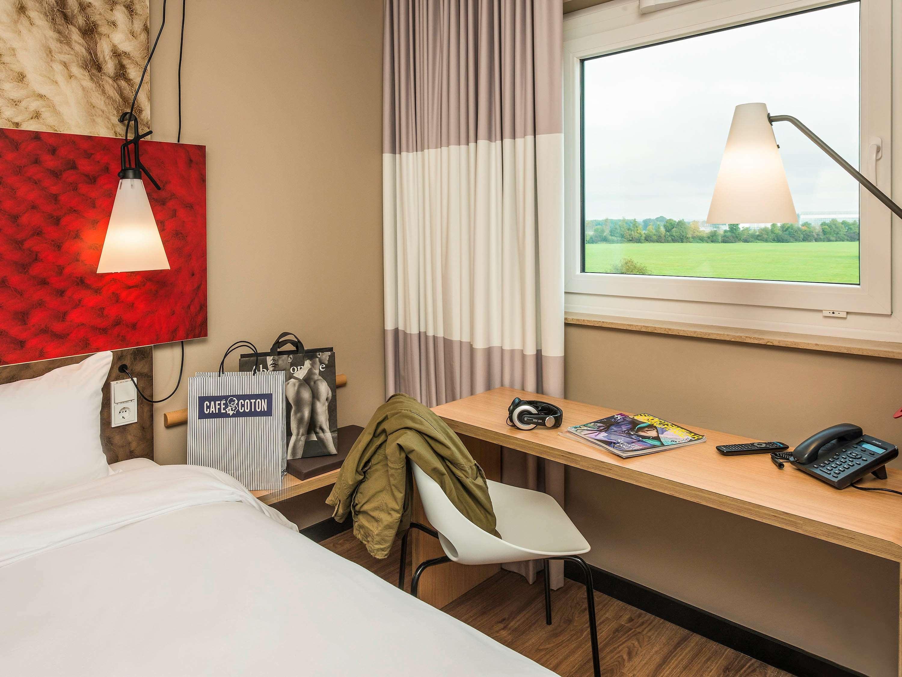 Hotel Ibis Muenchen Airport Sued Hallbergmoos Exterior foto